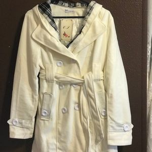 NWT light cream colored Peacoat